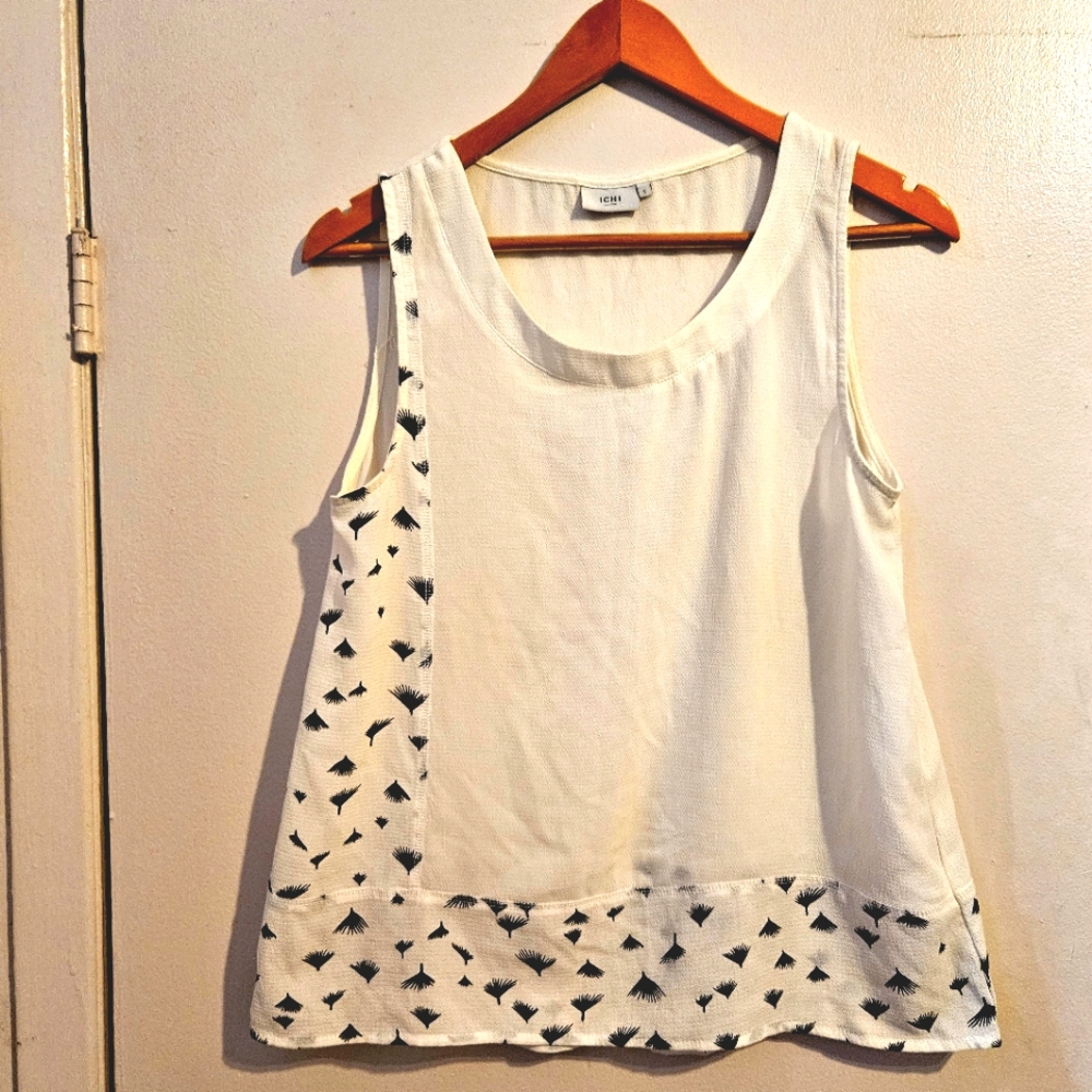 ICHI beautiful flowing camisole
